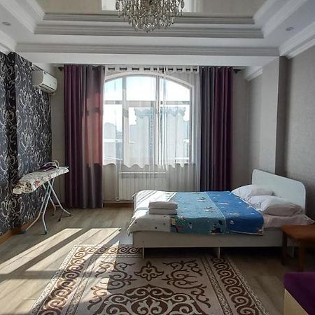 879 Apartment In Bisjkek Eksteriør bilde